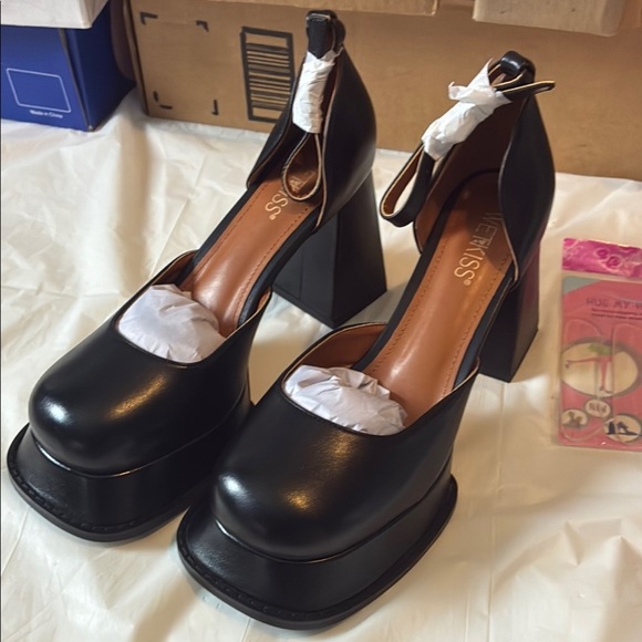 WetKiss Black Chunky Platform Heels - Picture 1 of 8